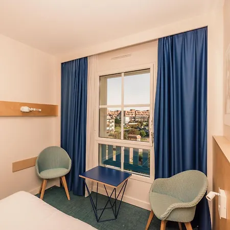 Ibis Styles Deauville Villers Plage Exterior photo